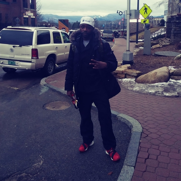 Meet your Posher, Cecil - Picture 1 of 1